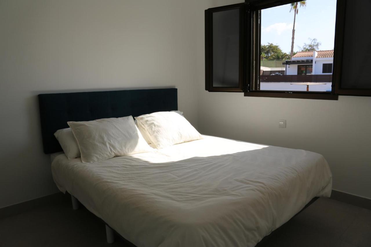 Precioso Bungalow En Complejo Privado Con Piscina San Bartolome de Tirajana  Exterior photo